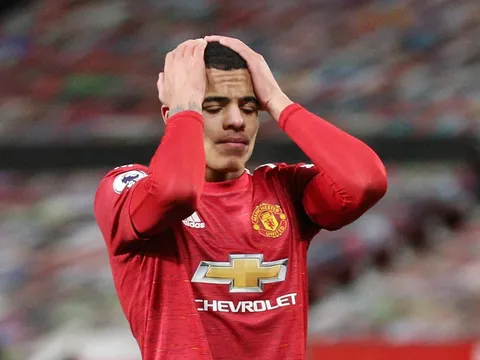 Mason Greenwood nhận thêm đòn đau