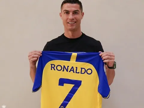 CHÍNH THỨC: Ronaldo có bến đỗ mới, nhận mức lương kỷ lục