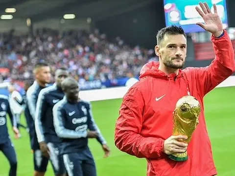 CHÍNH THỨC: Sau Bale, thế giới bóng đá nhận một cú sốc