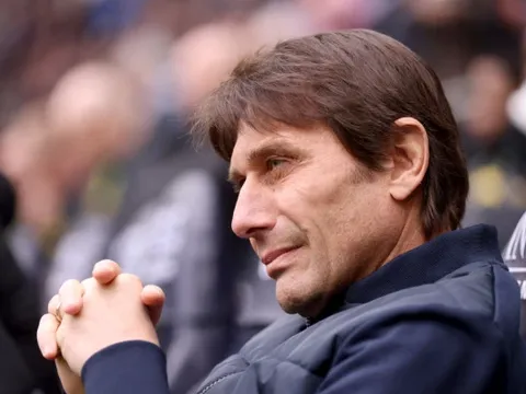 CHÍNH THỨC: Tottenham sa thải Conte