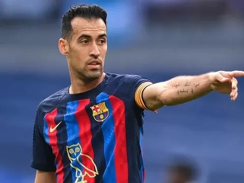 Chịu giảm sâu lương, Busquets vẫn phải nhận 'cái kết đắng'