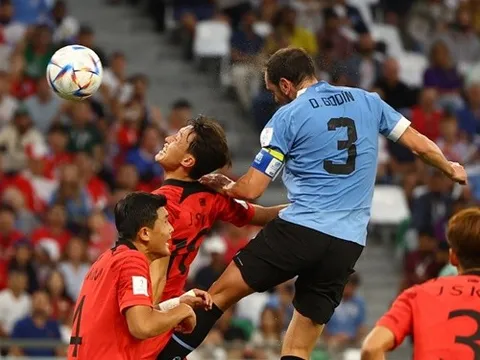 Chịu thua cột dọc, Uruguay bất lực trước Hàn Quốc