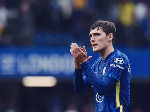 Christensen đang rực sáng giúp Chelsea bớt nghĩ về tương lai