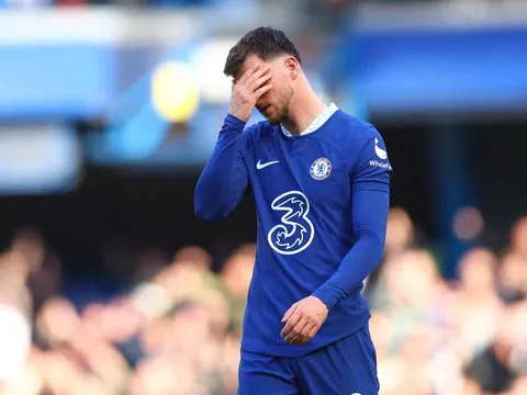 Chủ Mỹ phá hỏng mùa giải của Chelsea
