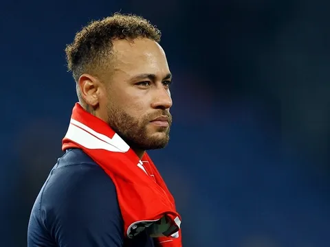 Chủ PSG chán nản với Neymar