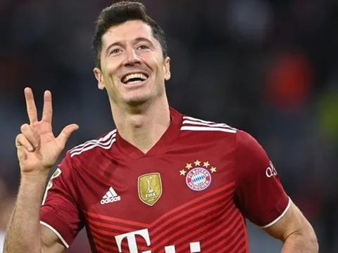 Chủ tịch Bayern làm rõ vấn đề của Lewandowski và Hernandez