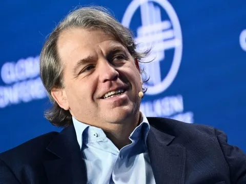 Chủ tịch Chelsea đổi quan điểm