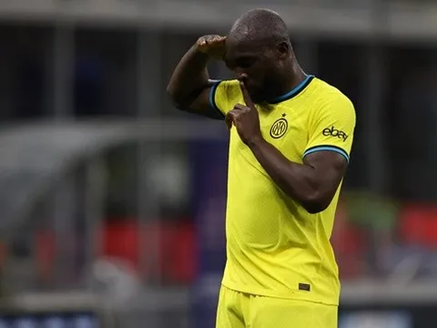 Chưa đến Chelsea, Pochettino đã đối diện cơn đau đầu nhức nhối