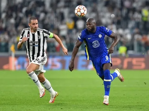 Chuyện gì đang xảy ra với Romelu Lukaku và Chelsea?