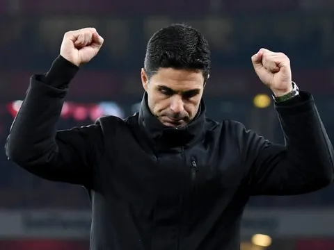 Chuyên gia chỉ ra tiền đạo hơn Toney và Osimhen cho Arsenal