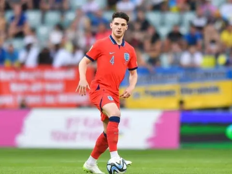 Chuyên gia chọn ngôi sao Arsenal làm thủ quân Tam sư