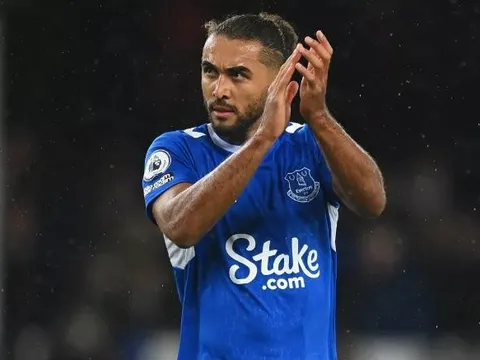 Chuyên gia khuyên Arsenal mua tiền đạo Everton