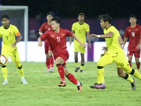 Chuyên gia quốc tế: U22 Việt Nam sợ Indonesia; Báo Malaysia mỉa mai Thanh Nhàn
