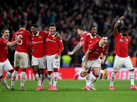 Paul Merson dự đoán chung kết FA Cup: "Tin hay không thì tùy"