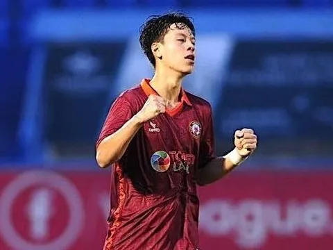 CLB Bình Định chiêu mộ cầu thủ Việt kiều Viktor Lê