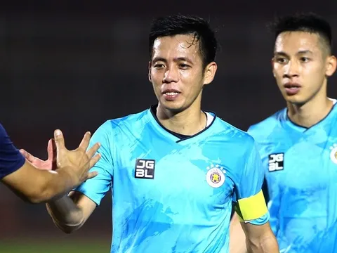 CLB Hà Nội khiếu nại án kỷ luật Văn Quyết