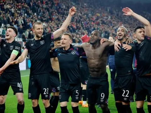 CLB Premier League thứ 2 có cơ hội vô địch cúp châu Âu mùa này