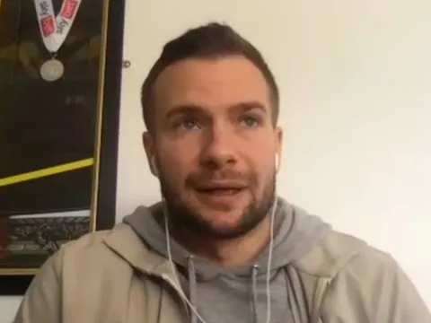 Cleverley nói về cầu thủ bị đánh giá thấp tại Man Utd: "Tôi mừng cho cậu ấy"