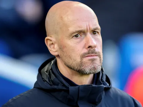 Có Amrabat, Man United vẫn còn đó nỗi lo