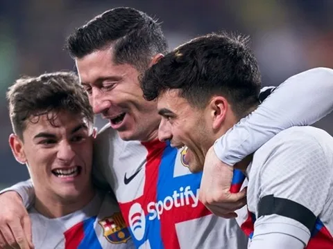 “Cỗ máy” Barcelona quá hoàn hảo