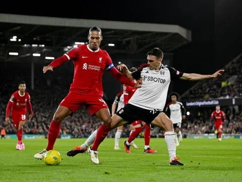 "Cỗ máy" Joao Palhinha gây choáng cho Liverpool