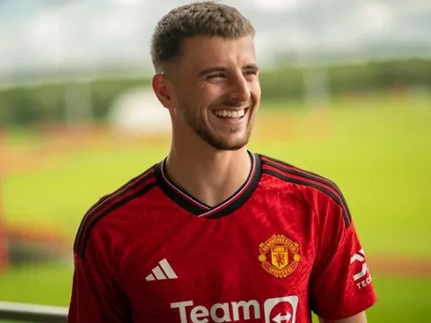 Có một Man Utd rất khác trên thị trường chuyển nhượng