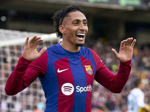 Có một Raphinha đang lấy lại cảm hứng tại Barca