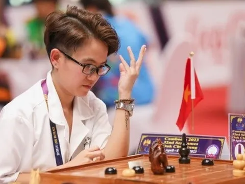 Cờ ốc Việt Nam mang về huy chương vàng đầu tiên tại SEA Games 32