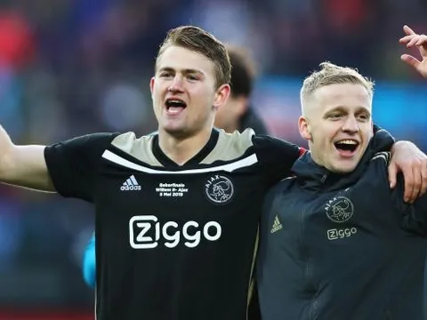 'Có vẻ De Ligt đã khuyên Ajax mua lại Van de Beek'