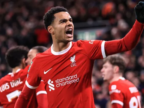 Sven-Goran Eriksson: "Liverpool sẽ vô địch Premier League"