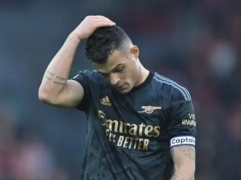 Cơn ác mộng Anfield chưa buông tha Arsenal