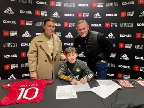 Con cả Rooney đang tỏa sáng tại Man Utd