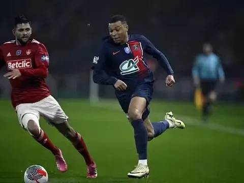 Cơn cuồng phong Mbappe