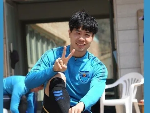 Công Phượng dự bị trong trận gặp Sanfrecce Hiroshima