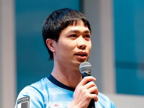 Công Phượng ra mắt CLB Nhật Bản