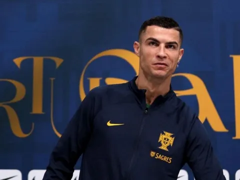 Công việc kinh doanh của Ronaldo gặp trục trặc