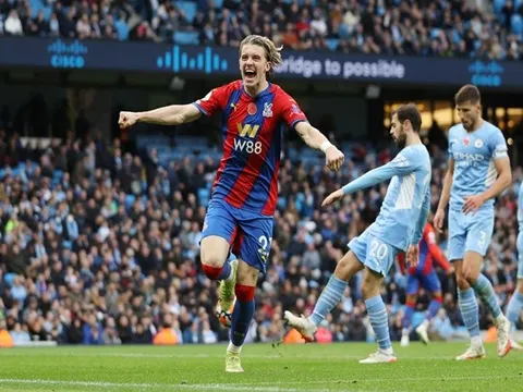 Làm trái ý HLV, điệp viên Chelsea nhấn chìm Man City