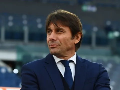 Những bình luận của Conte có thể là tin tốt cho Van de Beek
