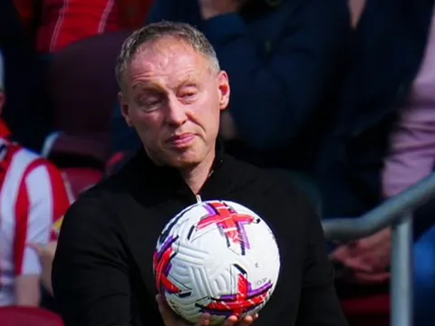 HLV đối thủ gửi thông điệp đến Arsenal