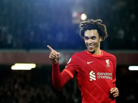 COVID hoành hành, Trent Alexander-Arnold lên tiếng