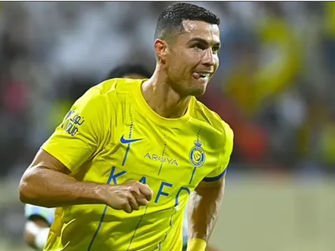 Ronaldo tỏa sáng tại Al Nassr; Al Ahli thắng kịch tính đối thủ