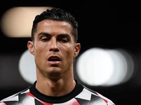 4 điều khiến Ronaldo phẫn nộ sau khi quay lại M.U