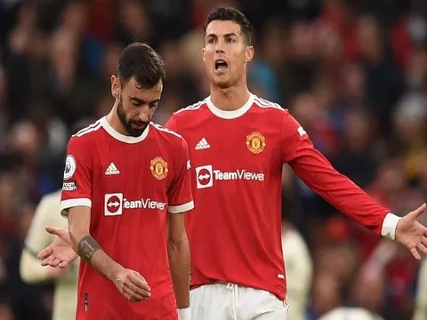 "Cậu ấy sẽ không giành được bất kỳ chiếc cúp nào với Man Utd"