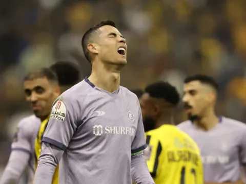 Cristiano Ronaldo đau đớn khi Al Nassr bị loại khỏi Saudi Super Cup