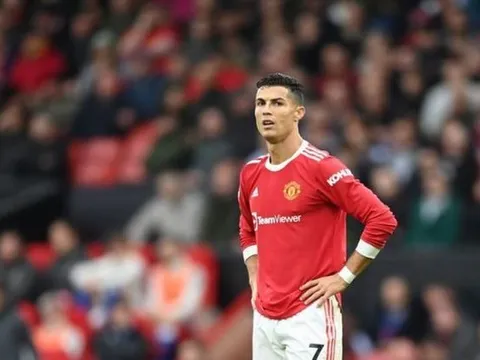 Cristiano Ronaldo gửi thông điệp đến các đồng đội