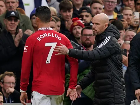 M.U đã mua 3 cầu thủ để thay thế Ronaldo