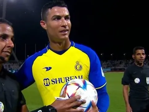 Ghi poker cho Al Nassr, Ronaldo lập hàng loạt kỷ lục đáng nể