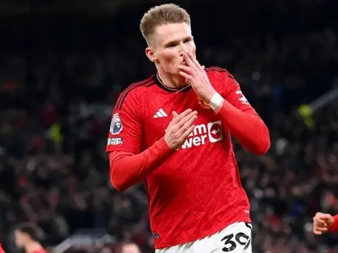 Huyền thoại Scotland mách nước cho M.U cách đánh bại Bayern