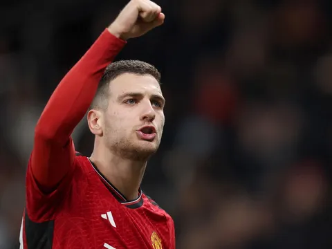 "Tôi khá sốc khi M.U ký hợp đồng với mình"