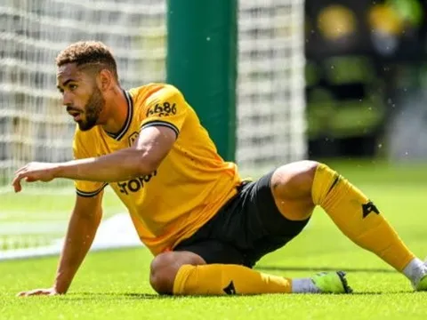 'Cú lừa' kỷ lục 50 triệu euro xuất hiện ở Premier League?